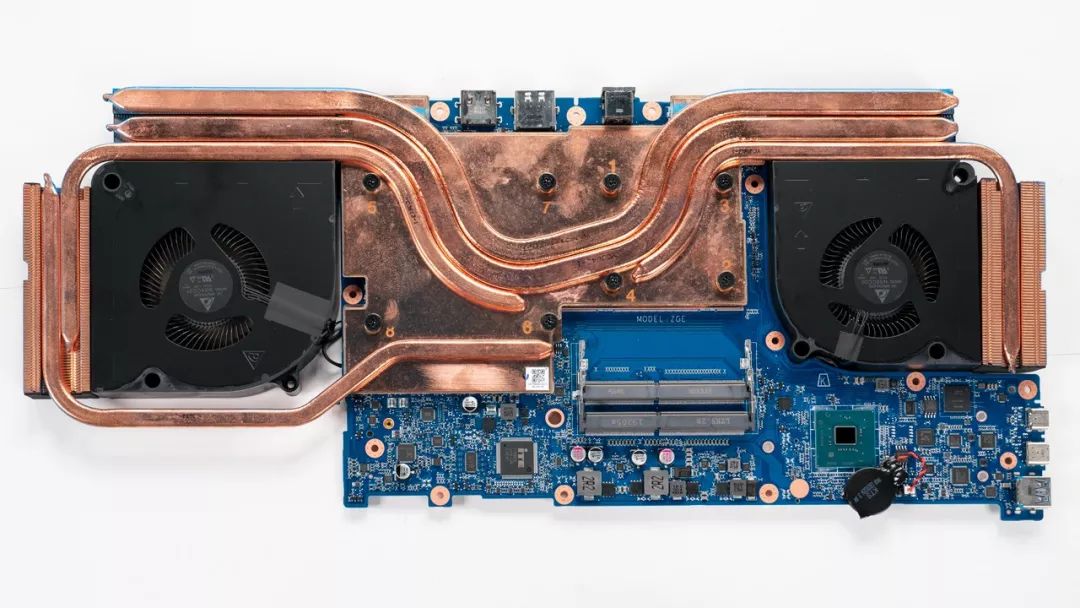 聊一款犹如"变形金刚"一般的超强游戏本