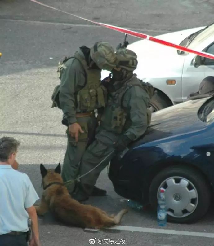 军事搞笑合集天气太热给你们洗洗脸