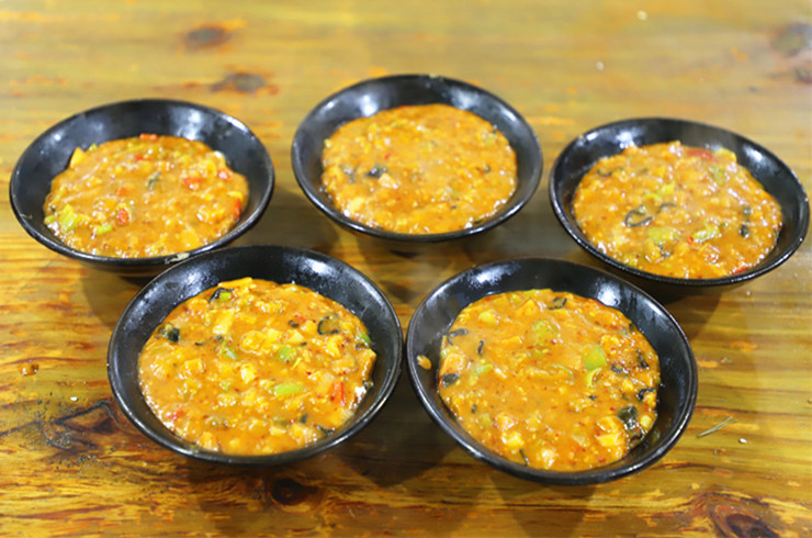 小时候最爱吃的一道美食:辣椒糊涂,好吃开胃又下馍,值得一试!