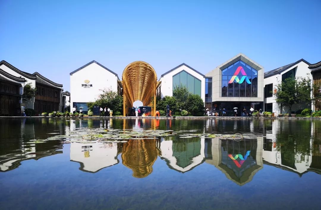 余杭今日在央视直播共和国发展成就巡礼看良渚古城梦想小镇惊艳全国