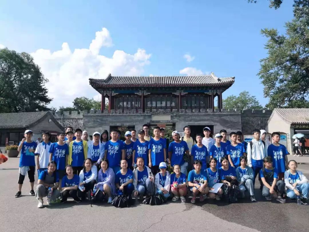 承德一日游：山城美景的一瞥