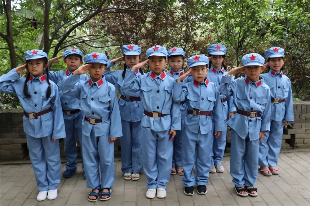 我是小红军学习红军精神体验军旅生涯