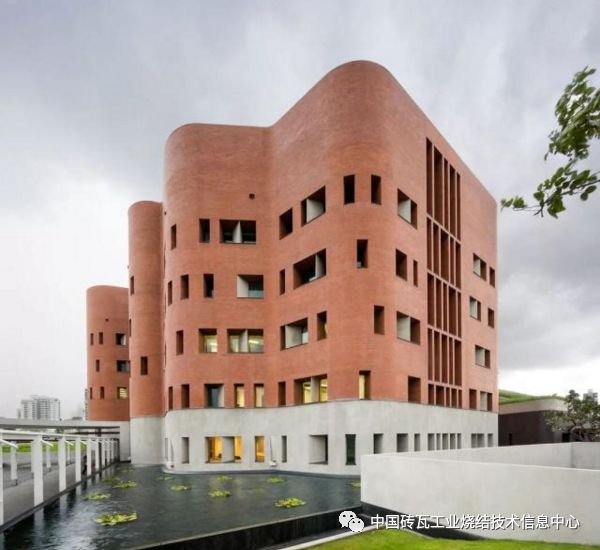 13个红砖建筑惊艳你的视觉!(欧帕集团)