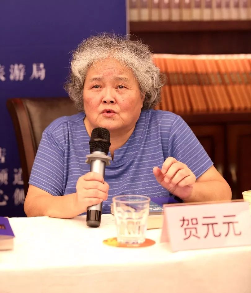 贺元元(贺绿汀先生之女)我认识楼老师比大家都晚,在2013年11月27日,那