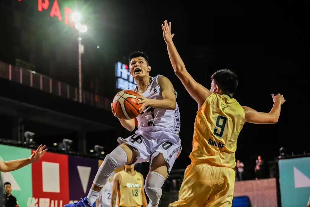 华熙篮球汇week3激烈厮杀言午阵容齐整艰难取胜荣登周冠军宝座