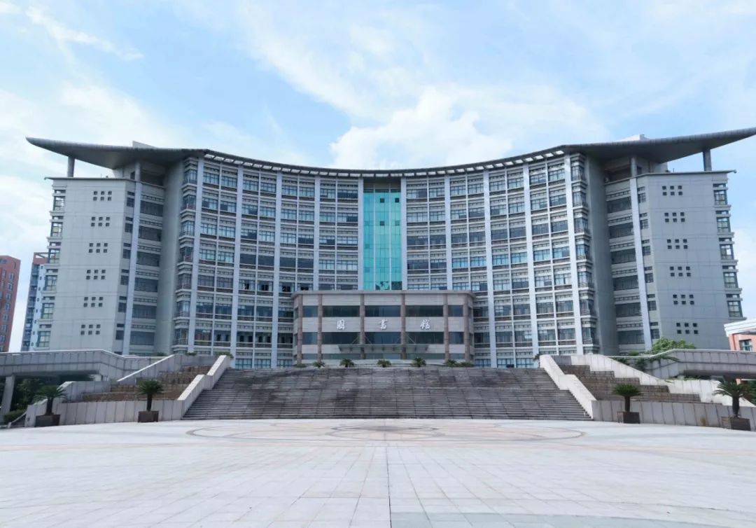 新生宝典2019你和经贸的故事从这里开始