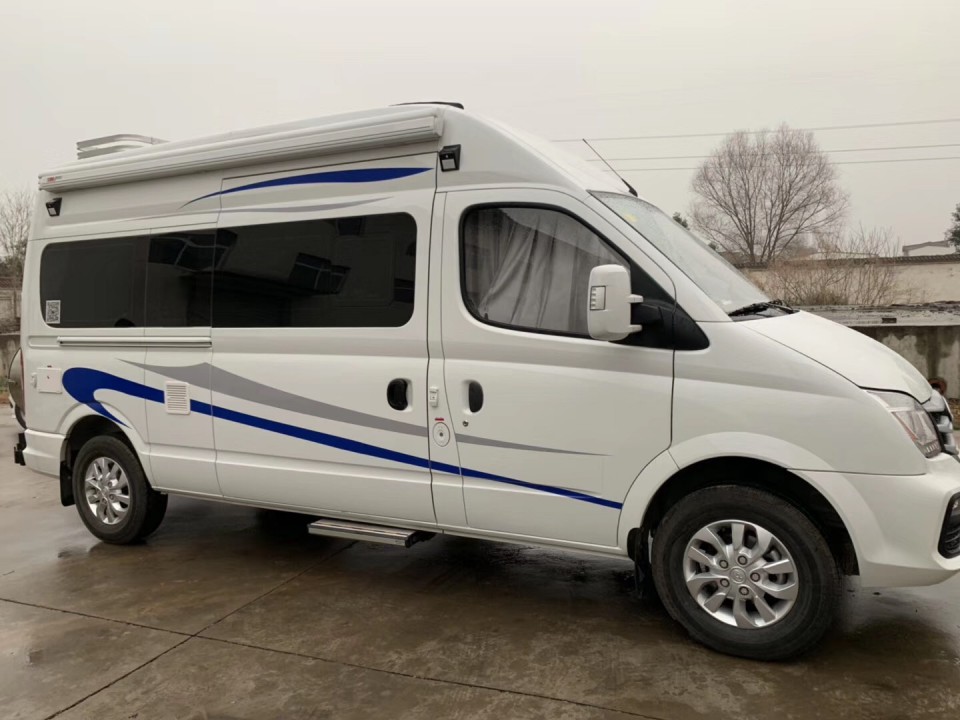 912洛阳房车展七狼房车携全新内饰格局b型房车亮相展会