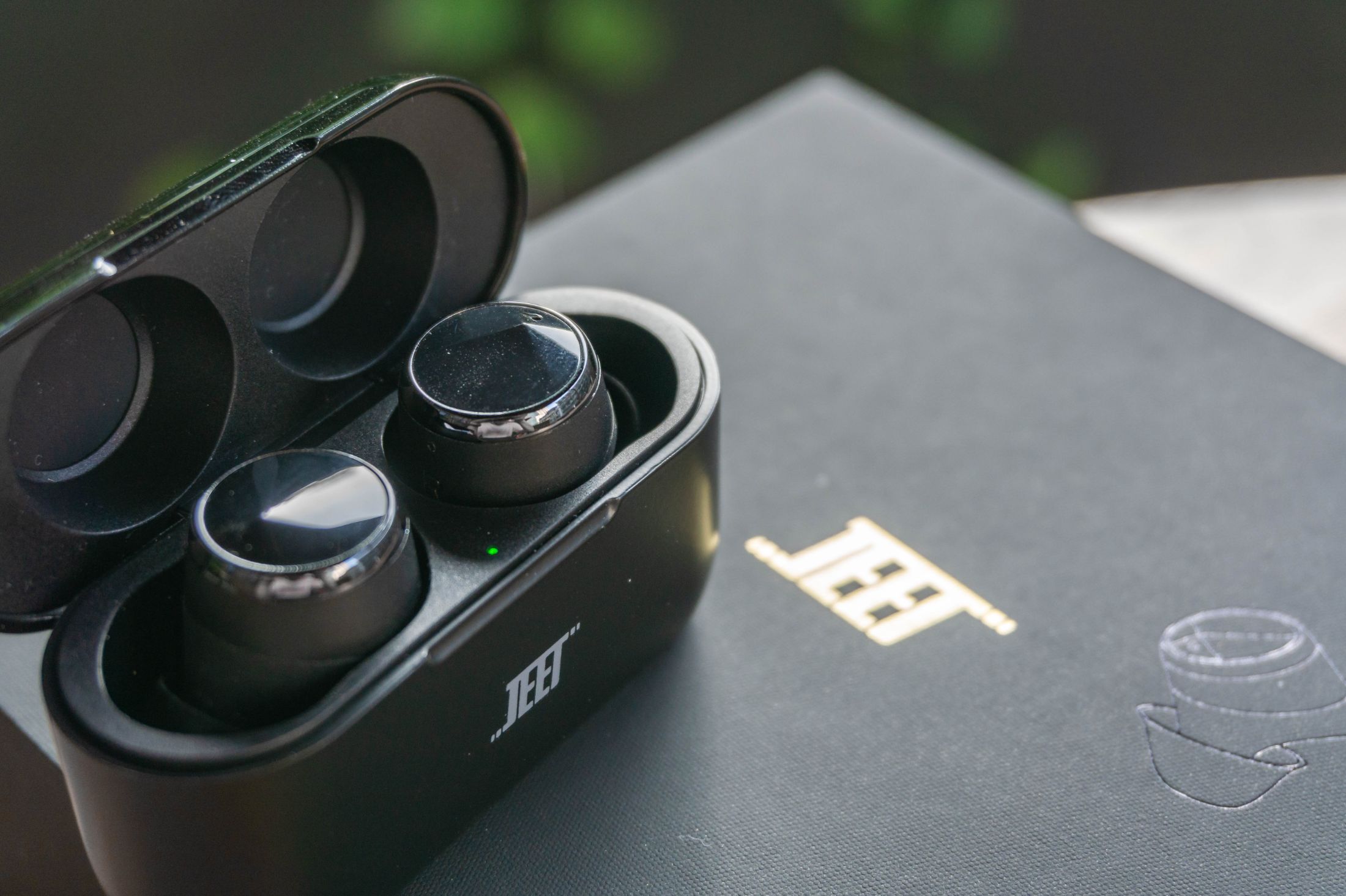 jeet air plus敢跟千元高端蓝牙耳机叫板,是谁给的底气?