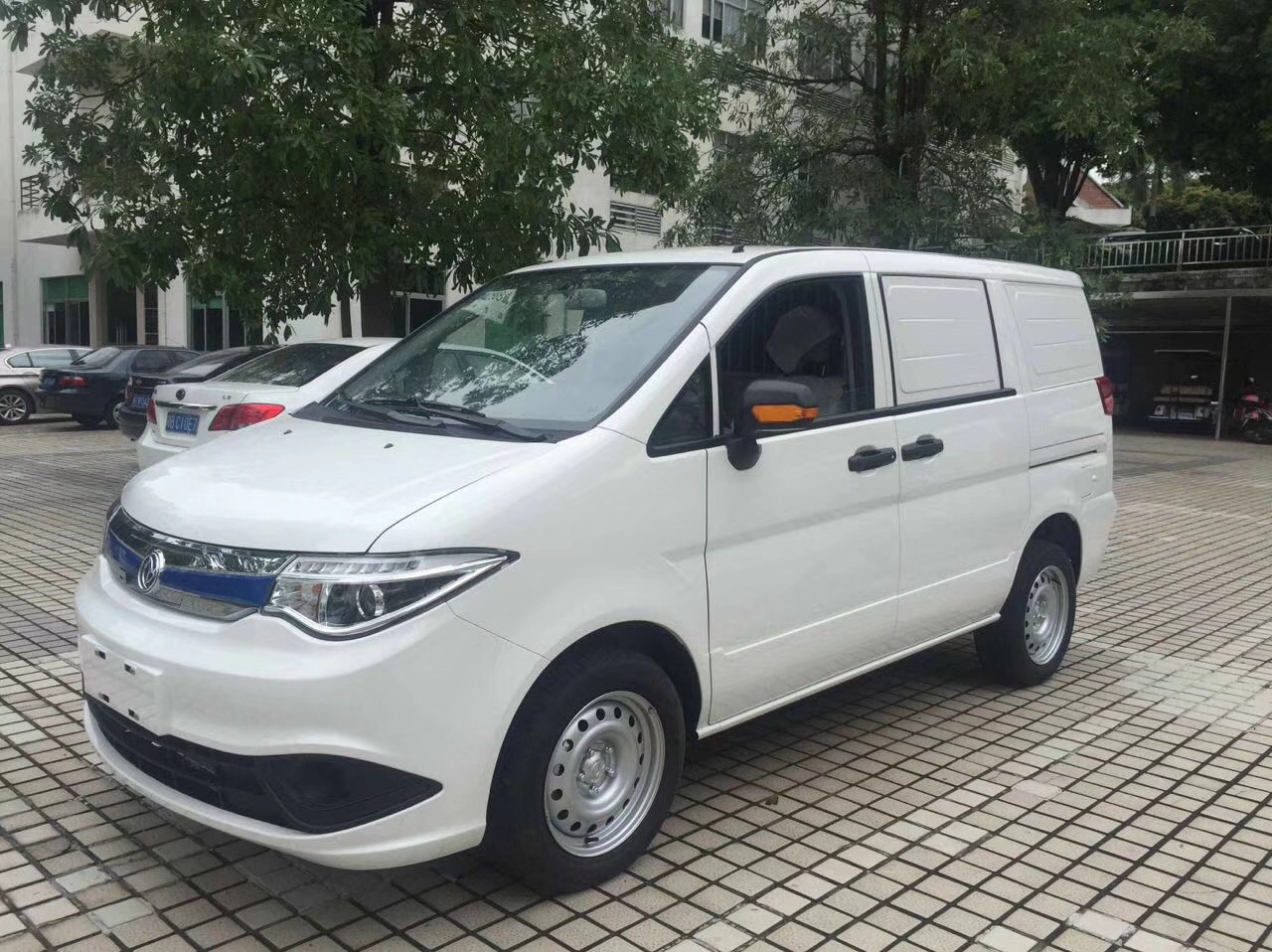 新能汽车那个品牌质量好,郑州日产帅客ev