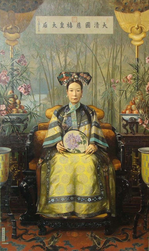 清朝最有影响力的两个女人,一个开国国母另一个则是断送了大清近300年