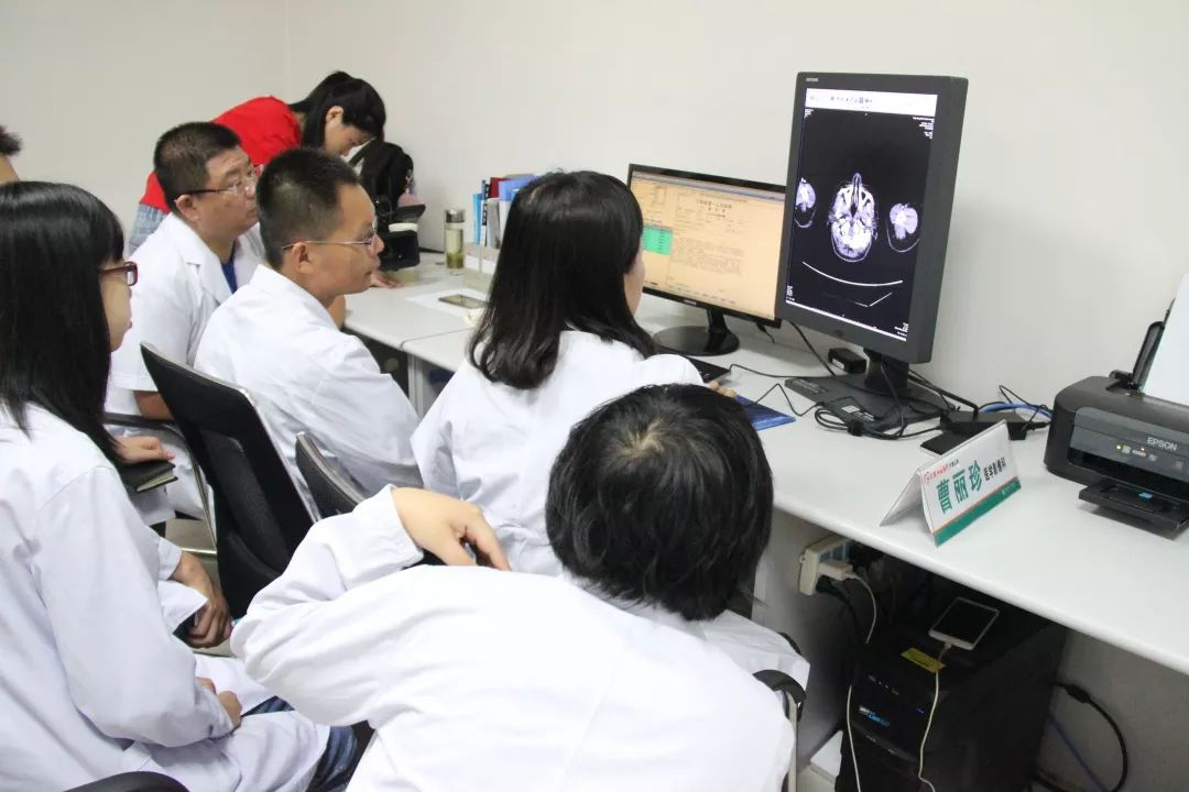 心系家乡父老 宁阳籍京沪两地医学专家返乡义诊送健康
