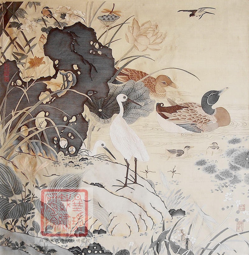 图1-3-3-12沈子蕃:男,南宋吴郡(今江苏苏州)人,生平无考,他的缂丝作品