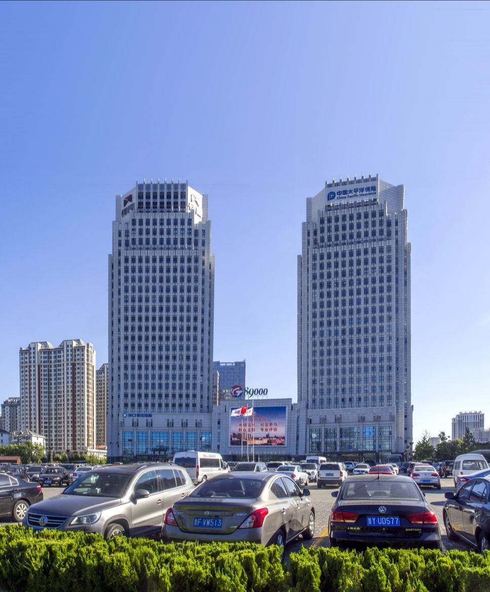 山东烟台近几年发展得快高楼多绿化好看看吧