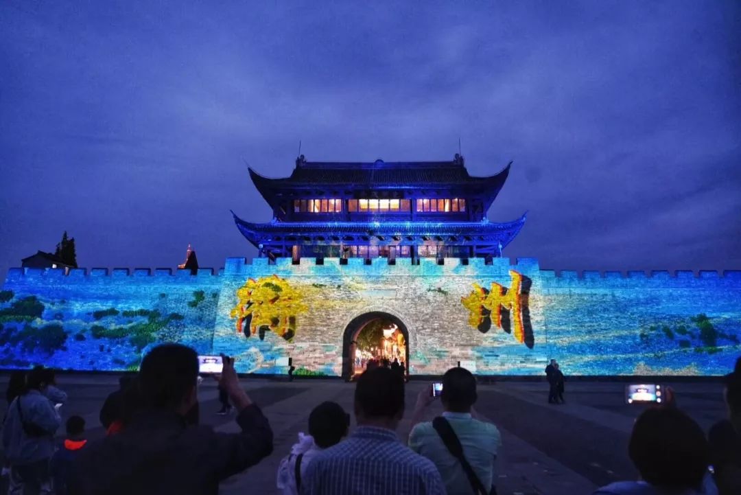 水亭门古街区现存三街七巷,是衢州保留最完整,最能体现古城风貌的街区