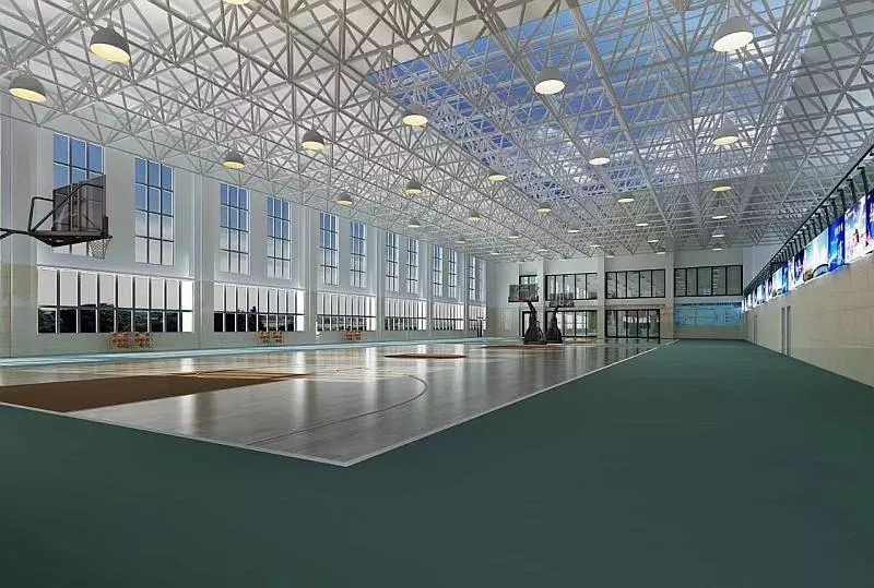 睿聪体育馆营业时间:周一至周日 9:00-22:00地址:陵城区政府路南首