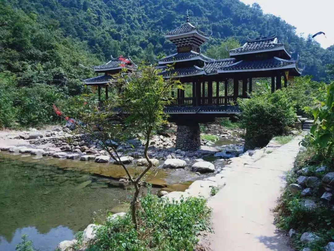 人与自然和谐共生,是景区一直坚持的原则;广福山之地就如同它的名字一