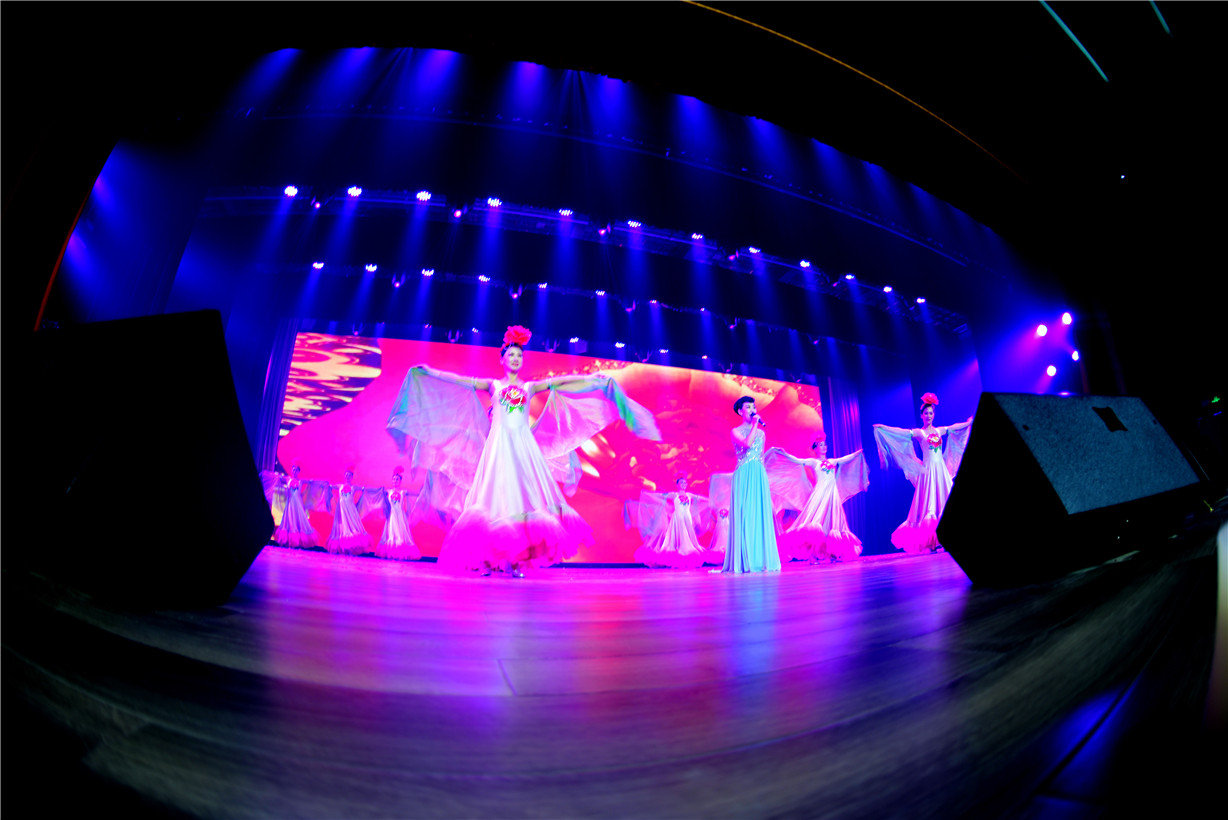 河南洛阳大北门儿童歌舞剧院昨盛大启幕