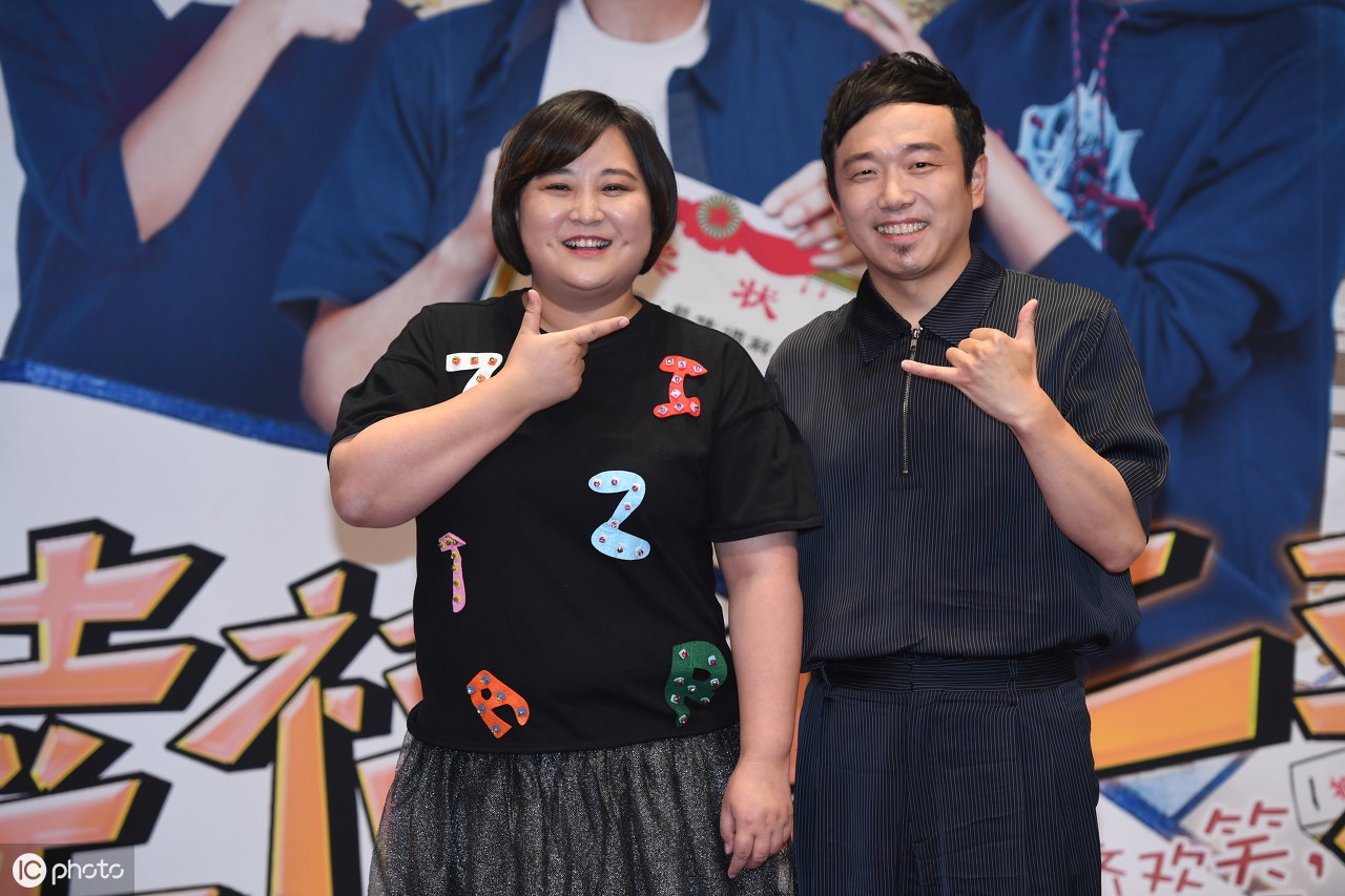 她是冯巩的爱徒,因春晚相声走红,曾担心嫁不出去