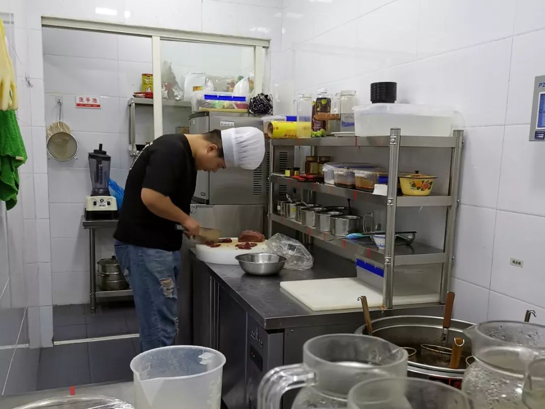 后厨曝光又来了这次检查了一批慈溪的网红餐饮店