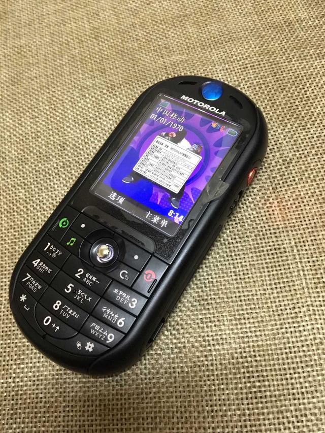 168元入手全新摩托罗拉e2回忆涌上心头真正的音乐王者