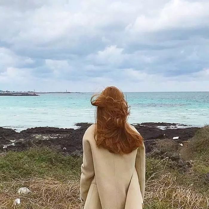 头像丨如果美好的回忆不会过去隔壁是不是幸福的距离