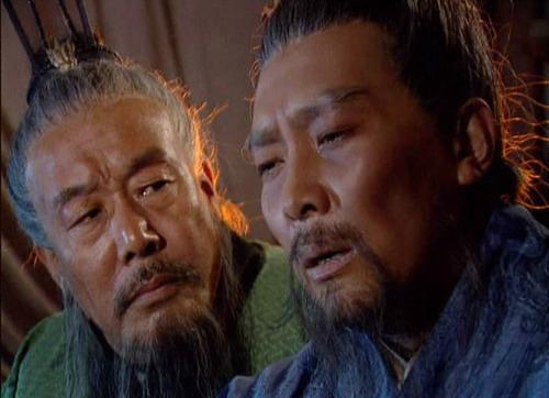 可是这样一位在诸葛亮北伐前的重臣(侍中秩两千石,陈寿作《三国志》