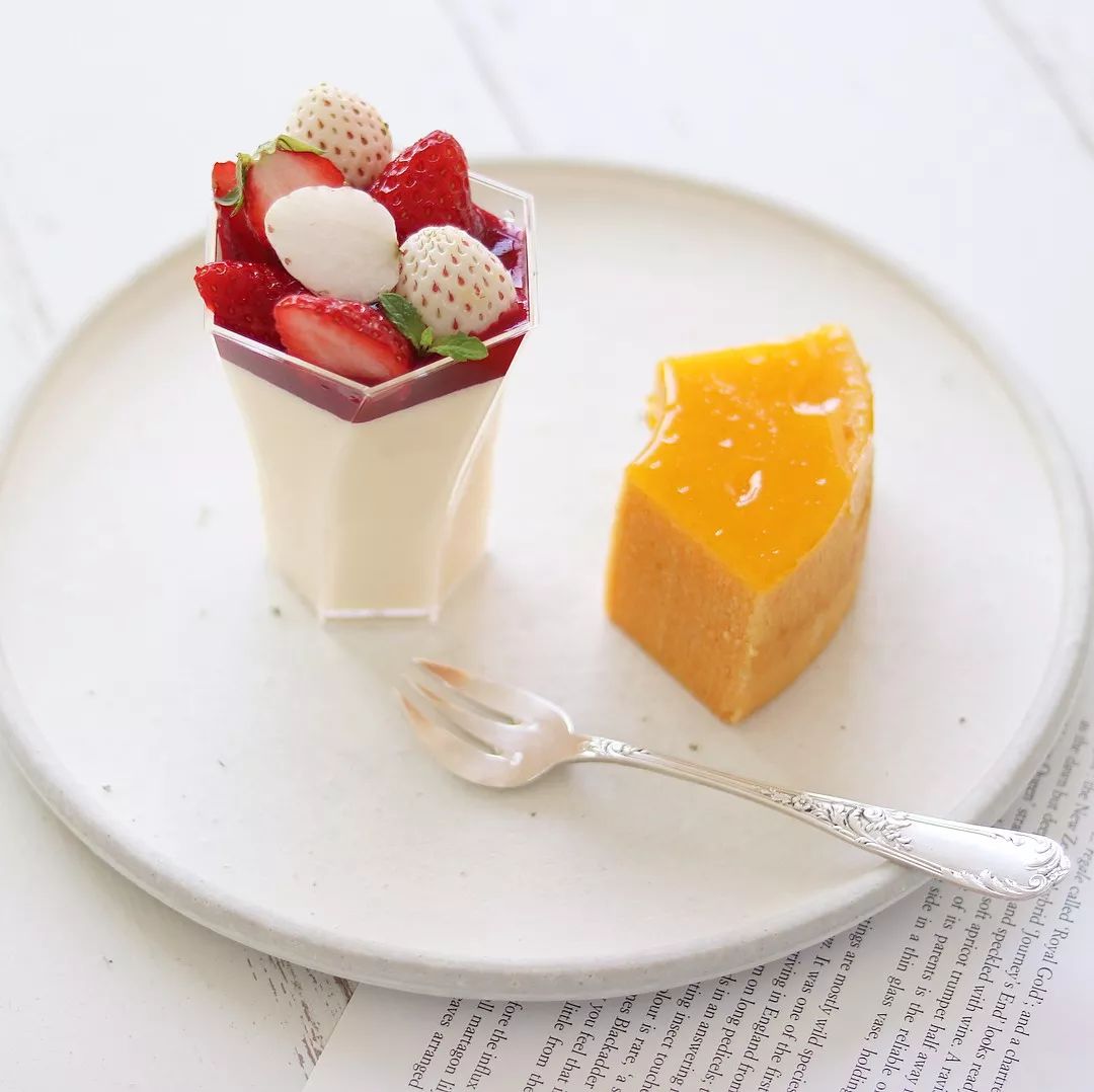 春季做这些水果杯蛋糕必将大卖你的杯子还只用来喝水