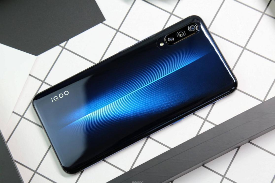 夏日性价比最高游戏机骁龙85512g清凉度10颗星