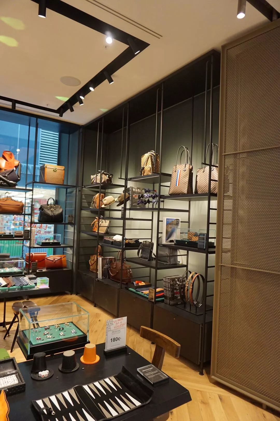 店铺设计师百日养成计划精品包饰店打卡不断更新中