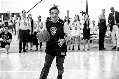 阿里巴巴蔡崇信收购nba篮网