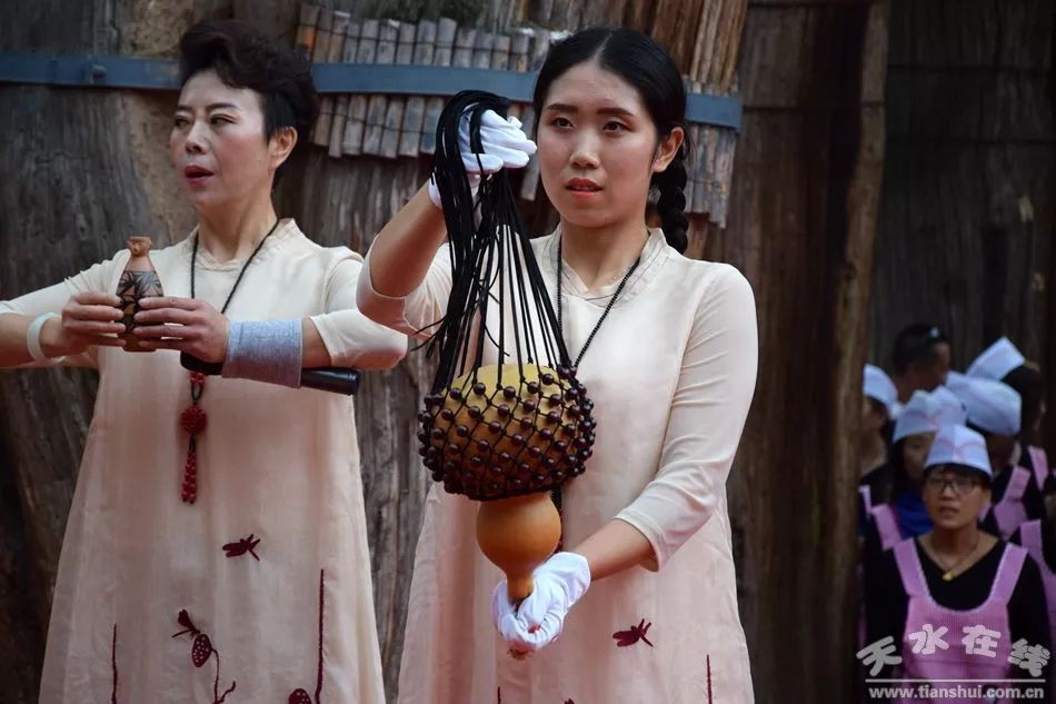 天水三阳川女人图片