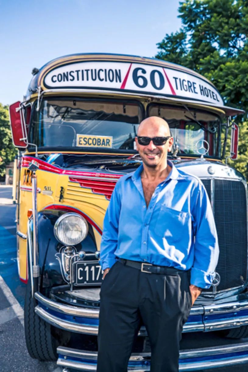 当我们驱车来到拉普拉塔河(ríodela plata)海岸的布宜诺斯艾利斯时尚