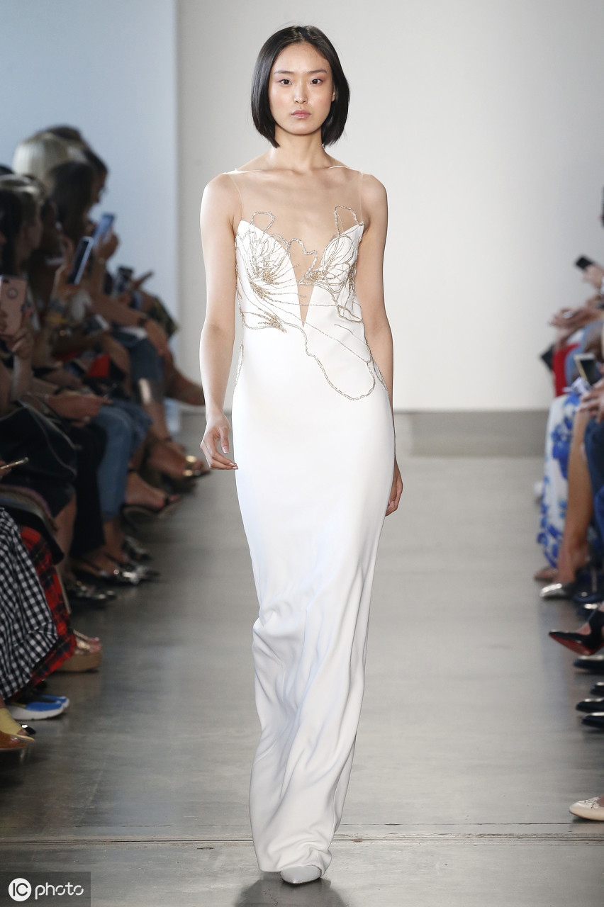 中国名模韩悦气质太赞了