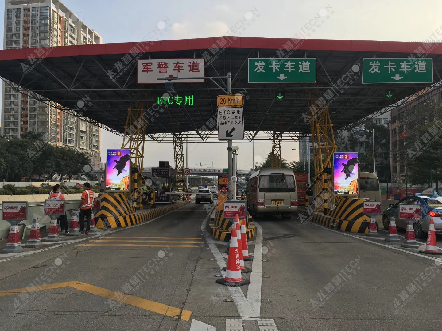 华南快速黄埔大道站走向智能,应用led广告机