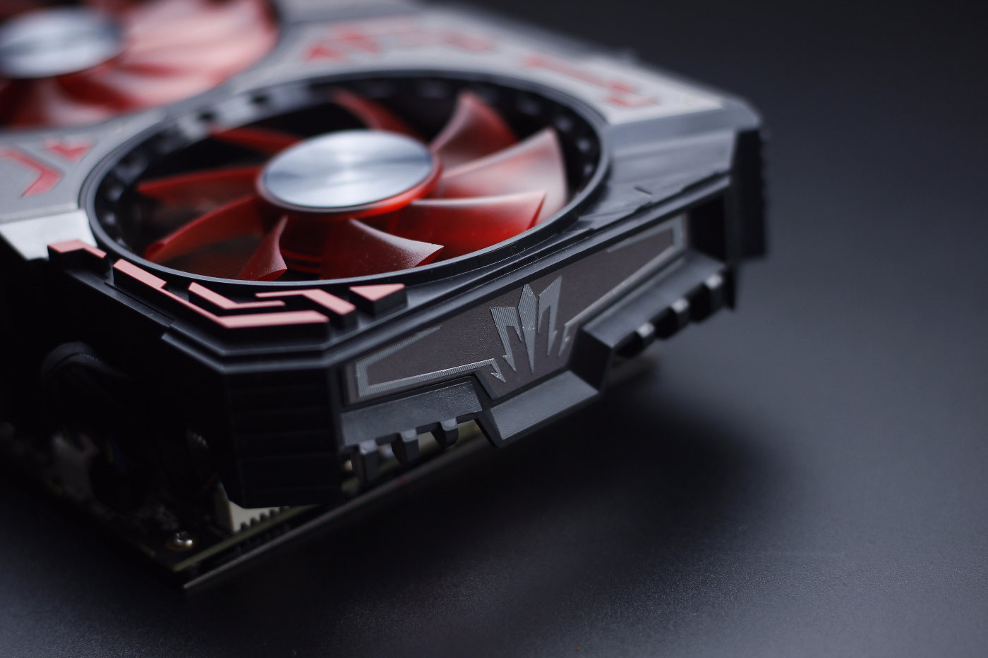 【單擺出品】影驰rtx2070 super gamer oc显卡评测