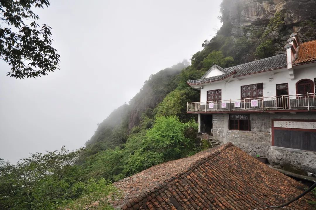 避暑胜地 云上大院!