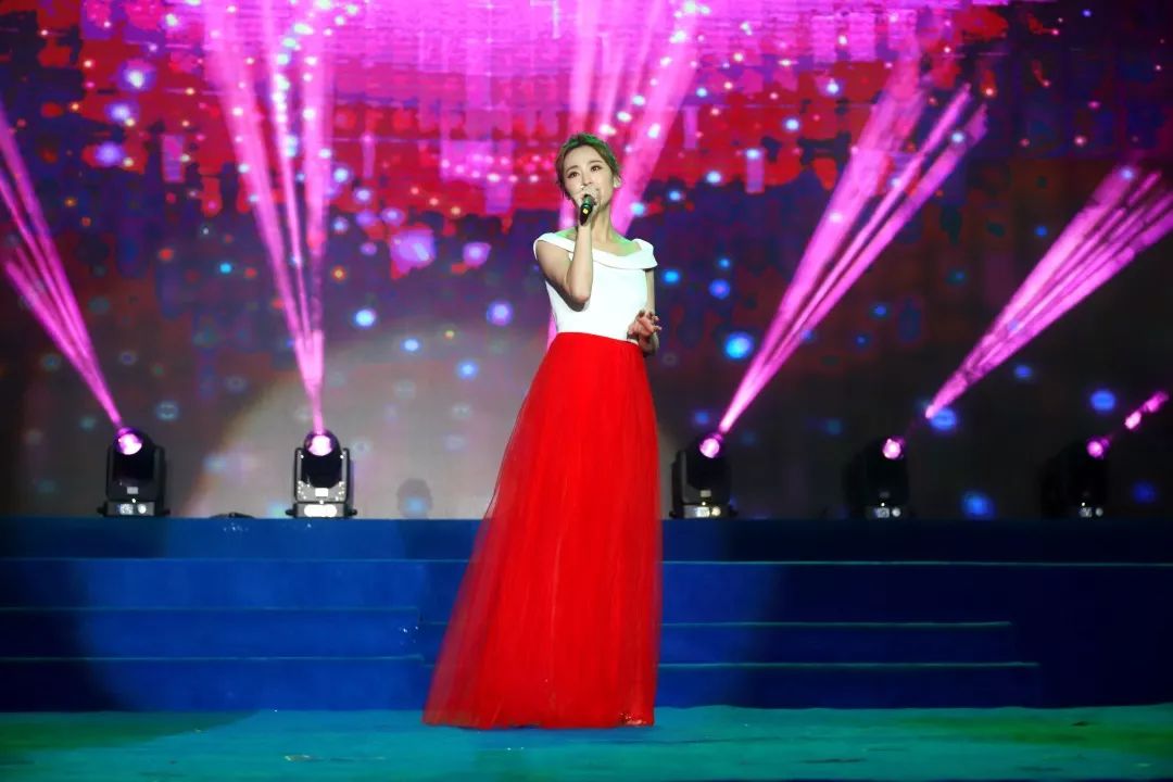 河南卫视《华豫之门》《危机大调查》主持人苗婷献唱《马德里不思议》