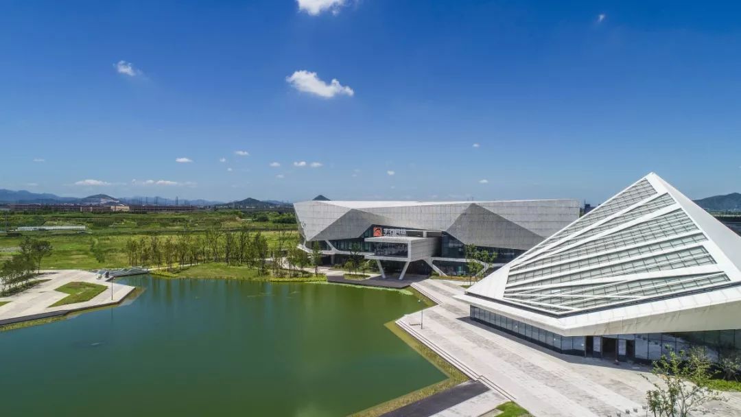 蝶变三载 | 筑梦杭湾南翼的数字经济产业高地_小镇