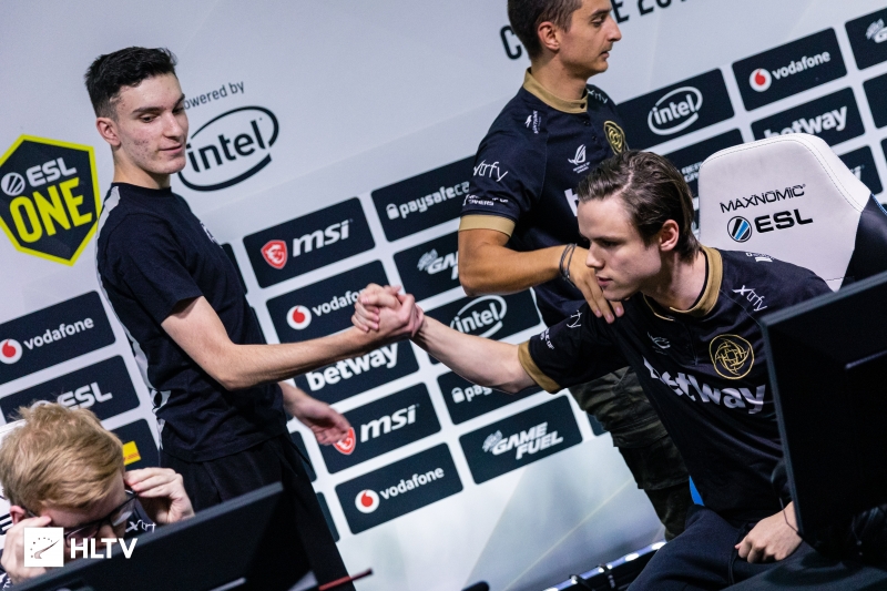 保级赛中,nip战队最终以2-1的比分战胜了对手heretics,保留了自己的