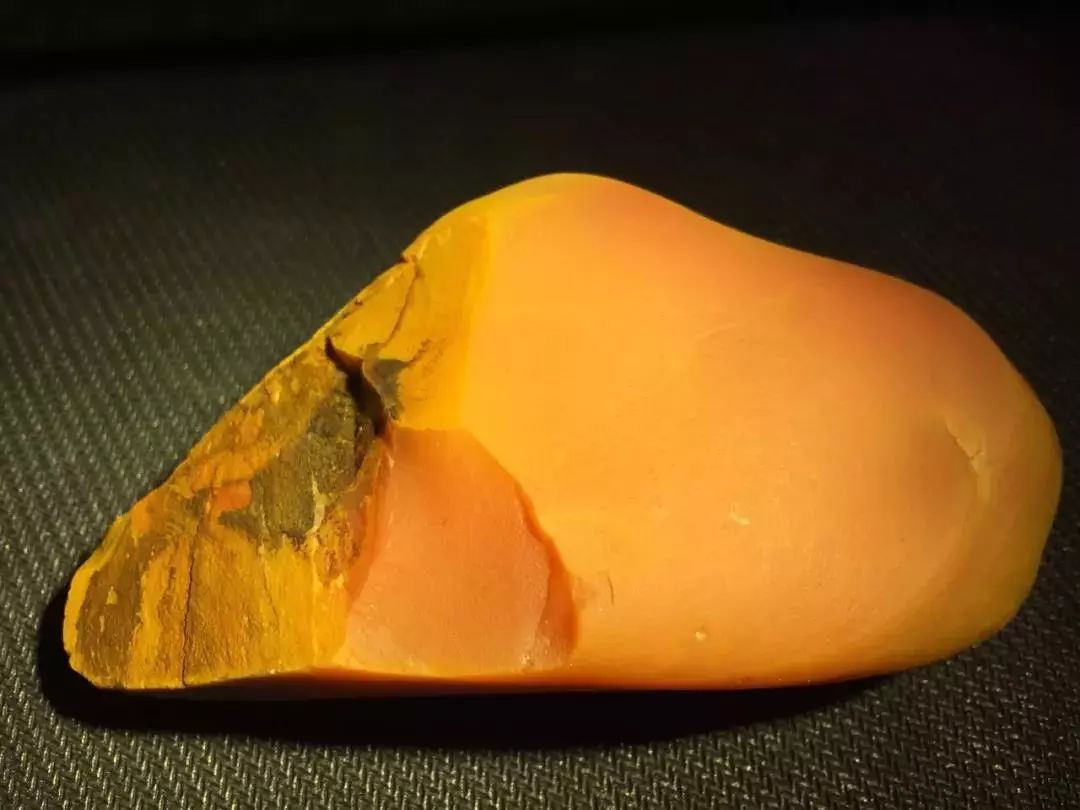 感悟玩黄蜡石亦需要不忘初心