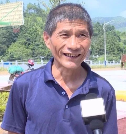 龙川县麻布岗镇为脱贫撑起了一片新天地