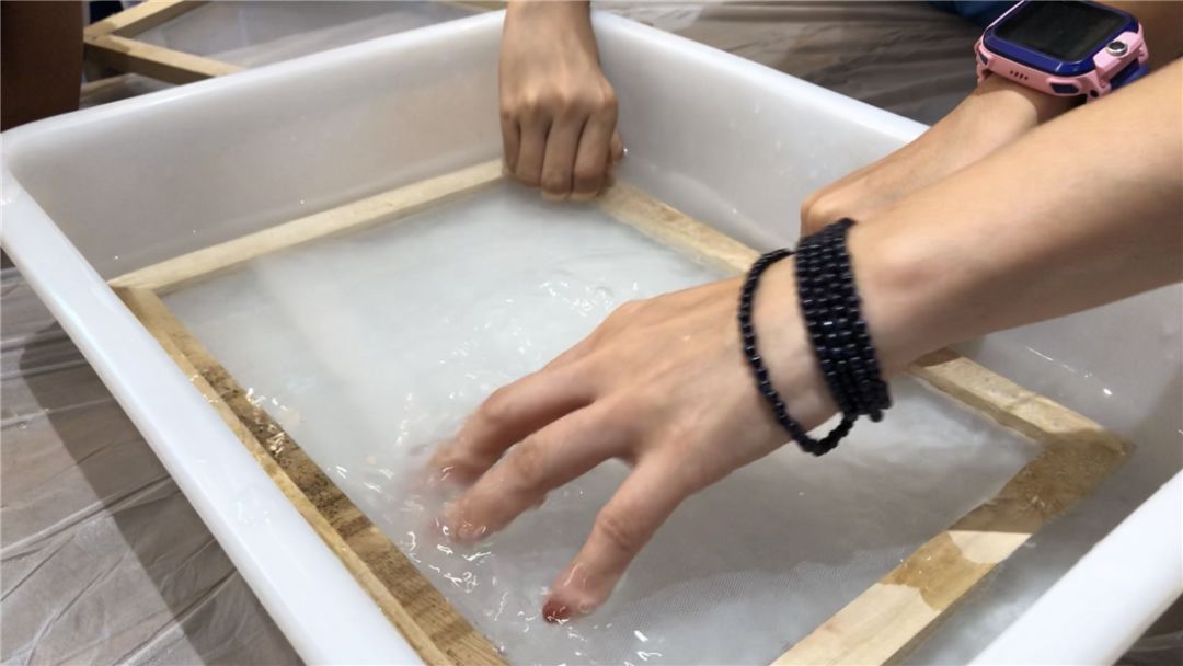 寻访非遗新天润探秘古法造纸术的千秋匠心