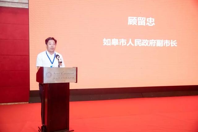 激情八月海浪涛涛在美丽的海滨城市青岛一群如皋人安了家