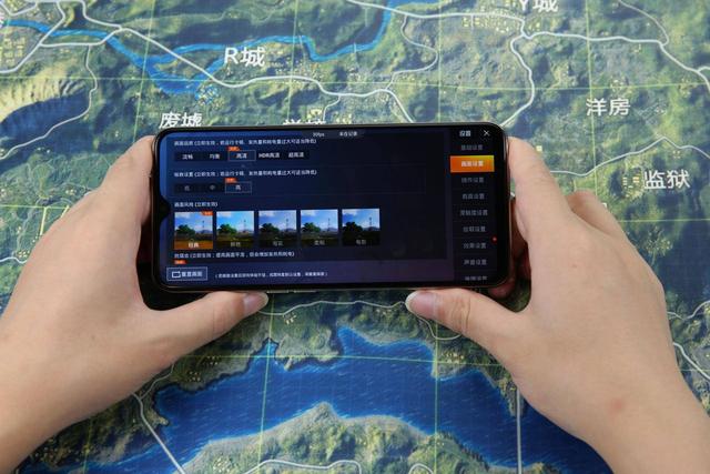 oppoa9x性能对阵华为nova5i一小时吃鸡见真章