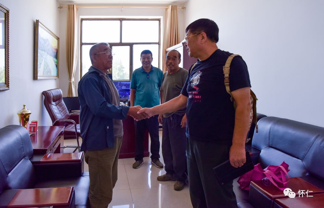 今日头条怀仁情系桑梓的传奇将军系列访谈之回家图文