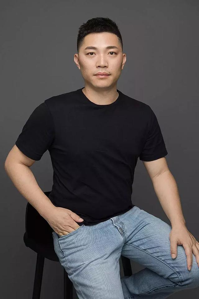 春风化雨润教育,因材施教任学堂_凌梁