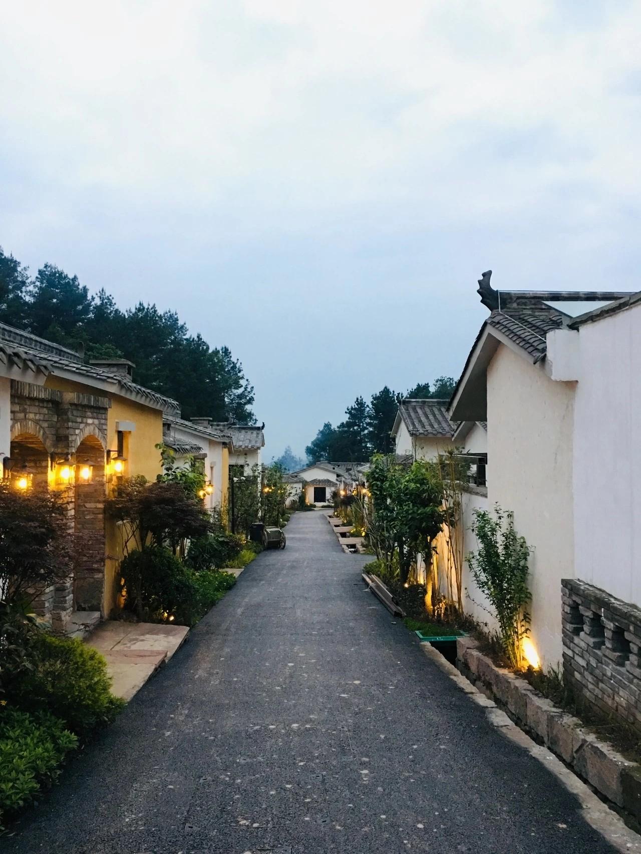 藏在綦江橫山的度假勝地鄉建公園免費晚宴歡樂西瓜節等你來嗨玩