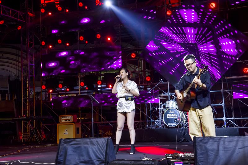 第二季月星睦邻之夜啤酒龙虾音乐节高清图嗨嗨嗨爆快看