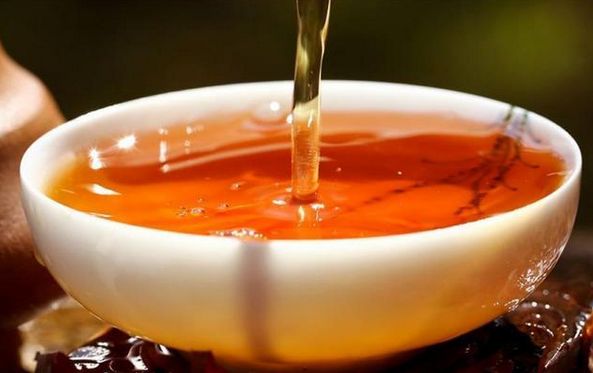 网友分享奶茶店的泡茶方法奶茶老板坐不住了