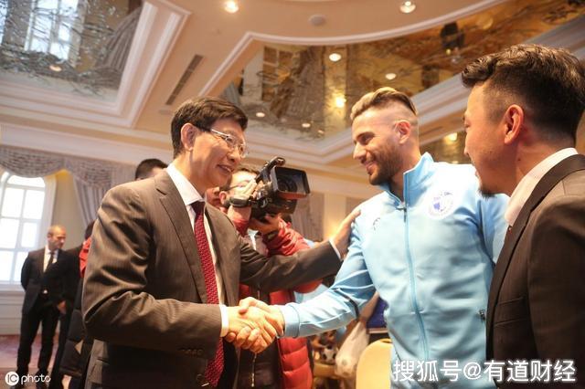 王健林背后的神秘富豪他是万达二号人物两人可谓难兄难弟